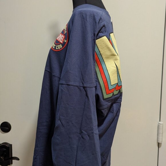 SDCC 2023 Marvel Spirit Jersey NWT Small — Navy Retro MARVEL Back Graphic - Picture 3 of 8